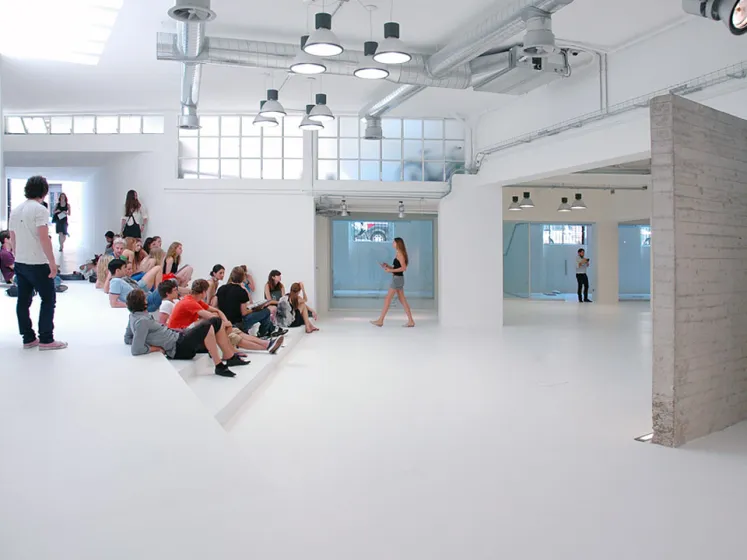 Pharmacy Industry Showroom - Milano